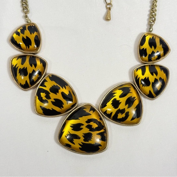Marks & Spencer leopard print on brass chain - Picture 2 of 6